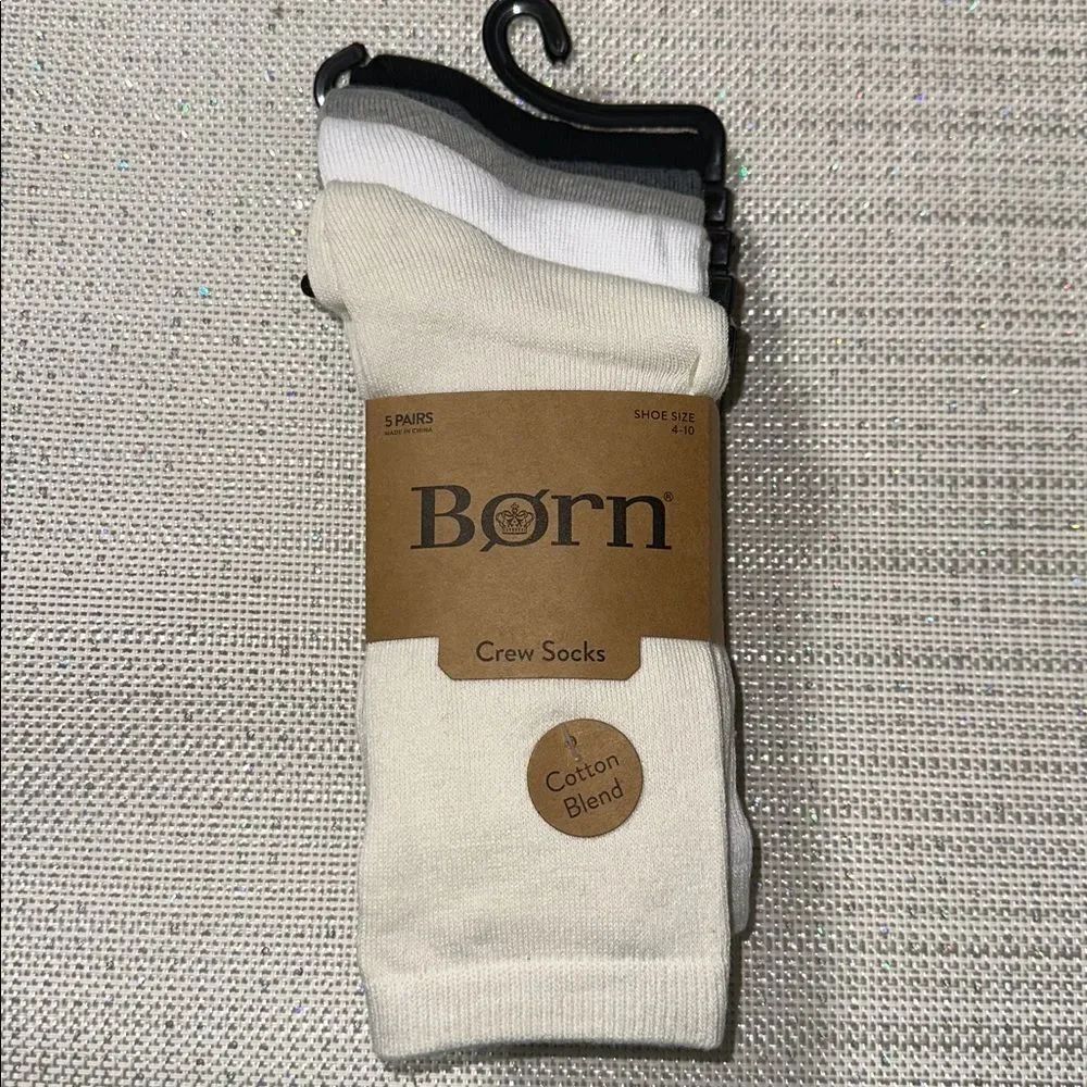 BORN Gray Ivory Black White US W 4-10 Super Soft  Crew Socks Pack of 5